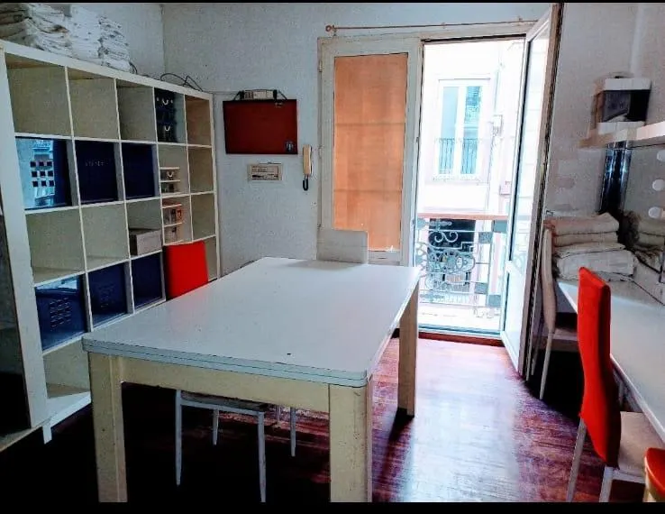 ALQUILER OFICINA AMPLIA CENTRO AYUNTAMIENTO