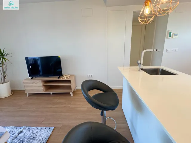 APARTAMENTO DE LUJO RECIÉN REFORMADO EN EL CAMPELLO ENTRE SAN JUAN PUEBLO Y PLAYA — 49