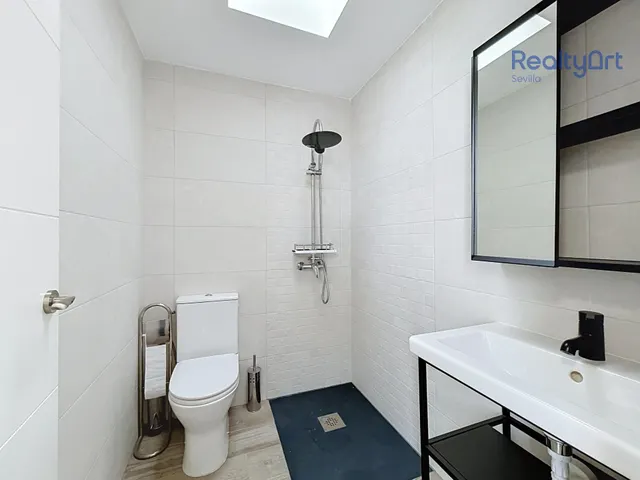 EXCELENTE VIVIENDA UNIFAMILIAR — 21