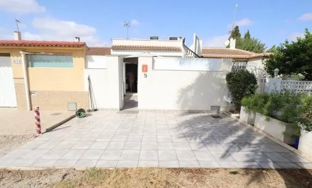 Bungalow en Torrevieja, Alicante (Costa Blanca) — 14