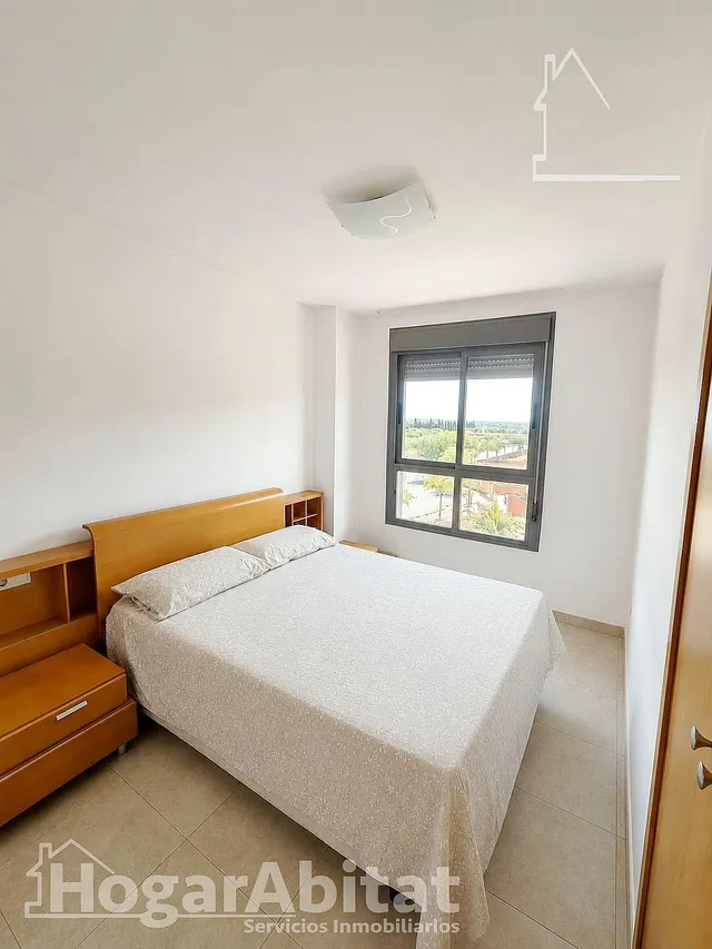 MUY AMPLIO Y EXTERIOR EN RESIDENCIAL CON GARAJE, TERRAZA Y PISCINA — 14