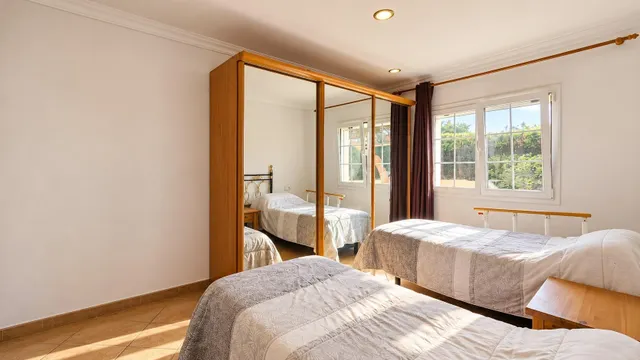 Encantadora casa de una sola planta con apartamento independiente en Bunyola — 20