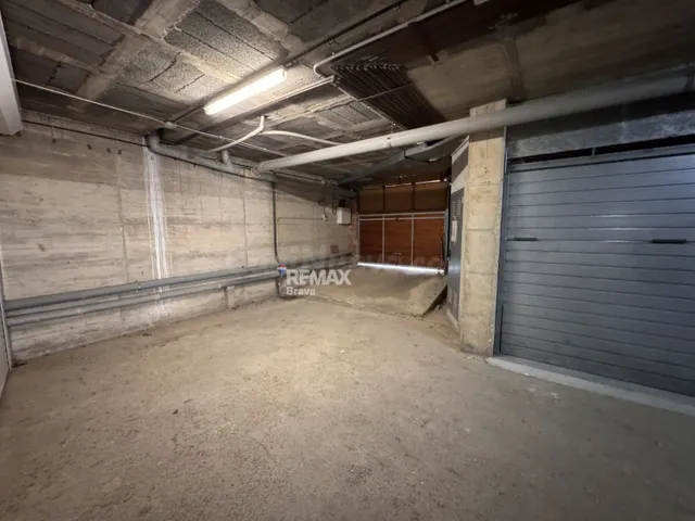 Empuriabrava | Conjunto náutico con amarre de 11 m, parking  - foto 4
