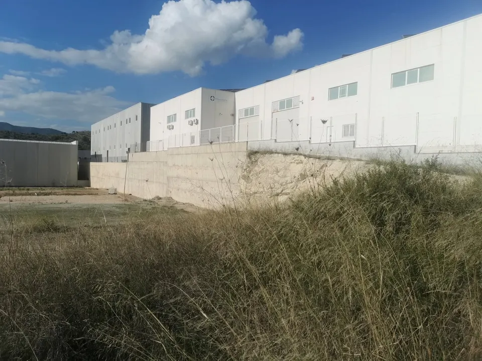 PARCELA INDUSTRIAL
