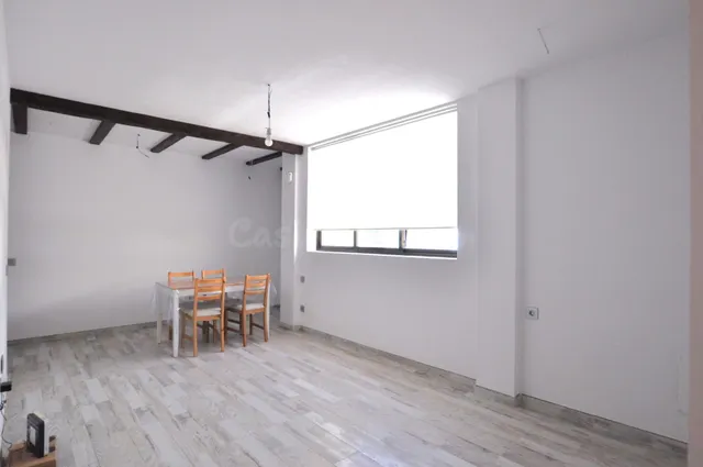 Apartamento reformado con plaza de parking y trastero en Arr - foto 4