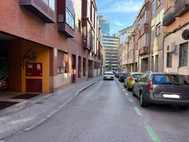 Plaza de garaje en venta en Cuzco-Castillejos (calle de Oñat - foto 3