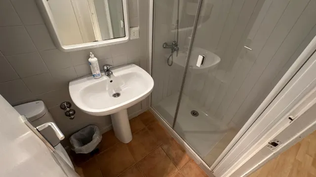 HOSTAL EN 1º LINEA DE MAR — 31