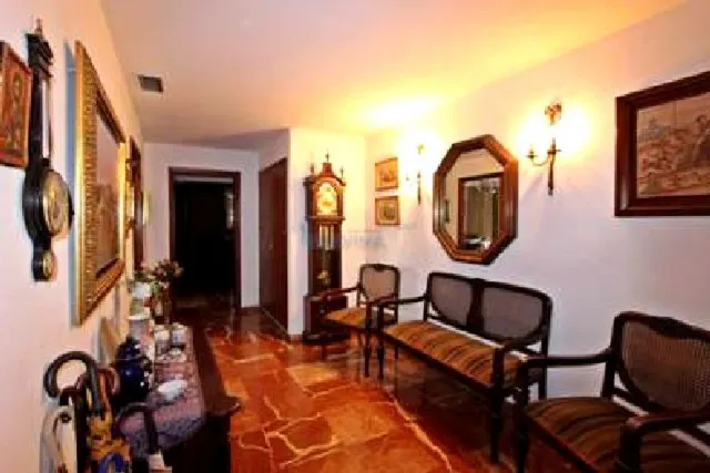 Gran piso en venta en edificio señorial, situado en el centro de Sevilla. — 8