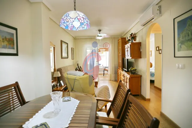 Piso impecable en Las Viñas con piscina comunitaria, terraza acristalada y muy cerca del mar — 10