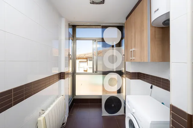 MAGNIFICO DUPLEX EN SANTA FE MUY LUMINOSO Y CON VISTA DESPEJADA. — 23