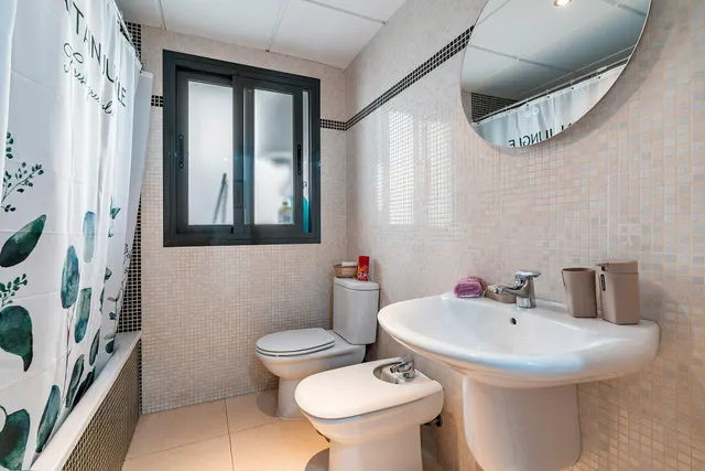 Piso de 3 dormitorios y 2 baños junto al auditorio de El Ejido — 21