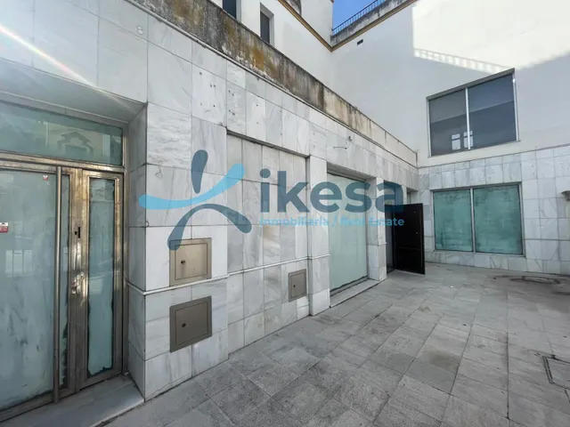 Venta de Edificio en San Juan de Aznalfarache (Venta Flash - Proceso de puja) — 3