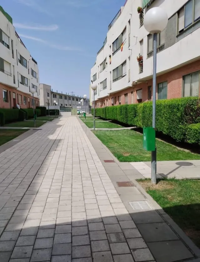Se vende piso en la Cisterniga