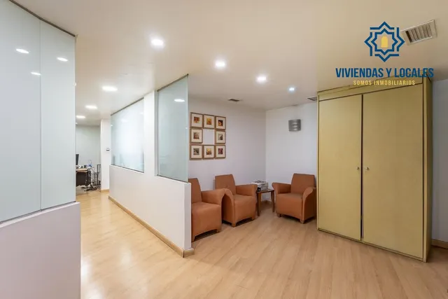 EXCLUSIVO INMUEBLE EN PLAZA DE CARRETAS, JUNTO AL EMBLEMÁTICO PASEO DEL SALÓN — 13