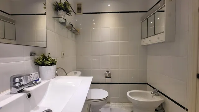 Piso en el centro de San Pedro Alcantara de 2 habitaciones y 2 baños, REFORMADO Y CON GARAJE — 12