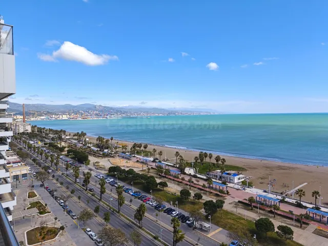 ¡Exclusivo Piso de Lujo en las Málaga Towers! — 2