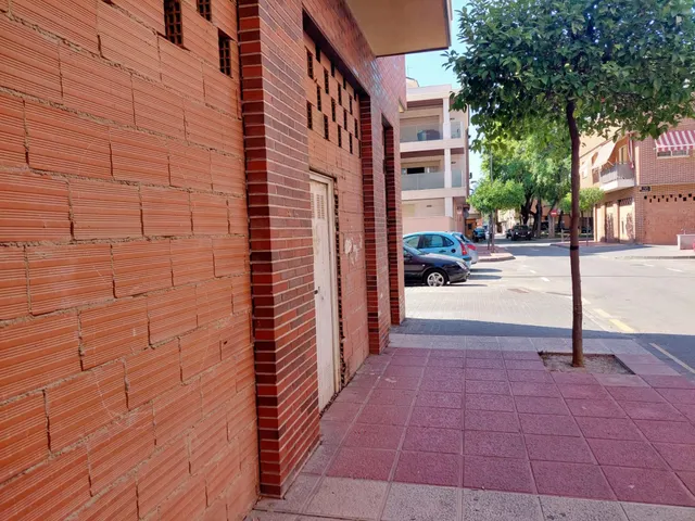 Local comercial de 57m2 en Puente Tocinos — 4