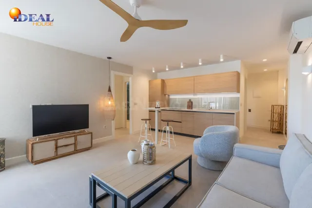 ¡exclusivo apartamento en primera linea de playa con reforma integral de alta gama! — 5
