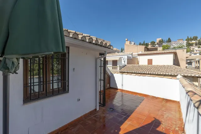 ¡CASA CON ENCANTO Y VISTAS EN PLENA PLAZA DE SANTO DOMINGO... EN EL EMBLEMÁTICO BARRIO DEL REALEJO! — 27