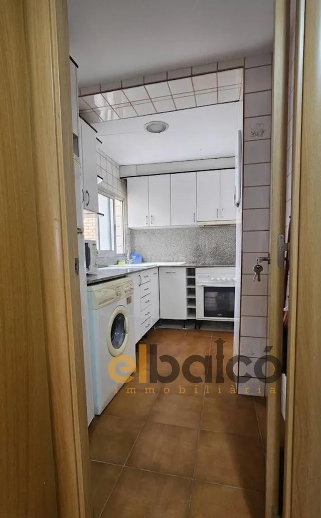 Piso Estratégico en el Corazón Universitario de Tarragona 2 Hab 1 baño 130.000€ — 3