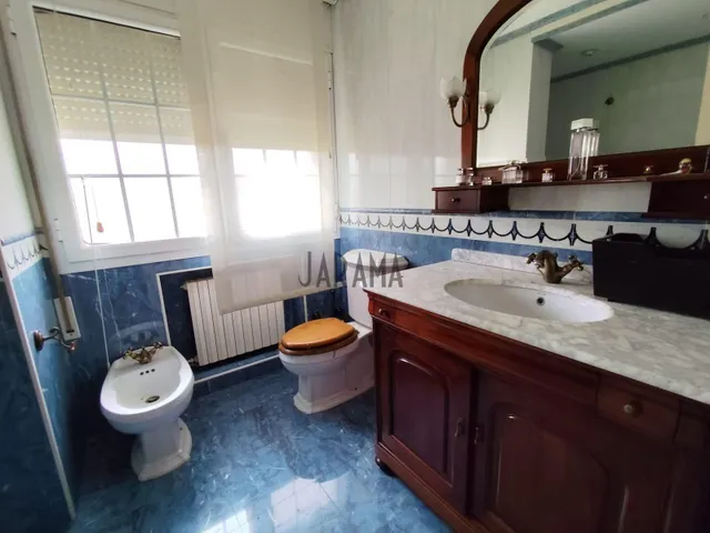 PRECIOSO CHALET  EN RIBAFORADA — 18