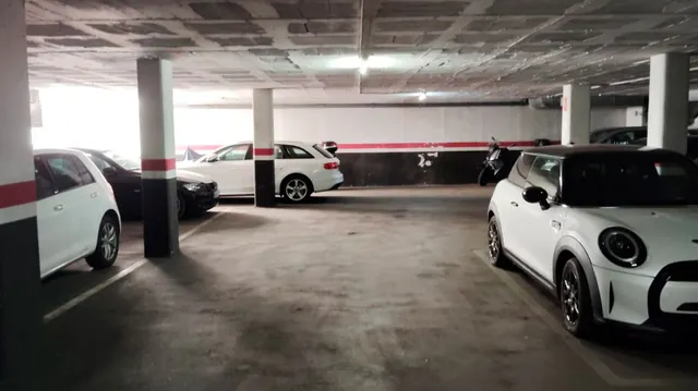 Parking 9m² en alquiler - Eixample — 8