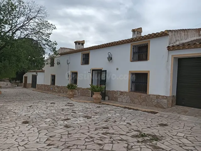 Casa de Campo con siete dormitorios y garaje en zona de La P - foto 5