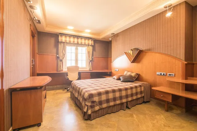 VILLA DE LUJO - PEÑA ÁGUILAS — 28