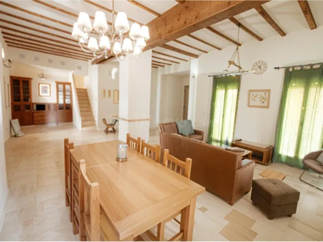 Casa rural con historia en Buñol: 5 habitaciones, 5 baños, j - foto 2