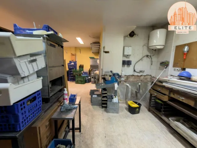 Local comercial junto C/ Polvoranca — 7