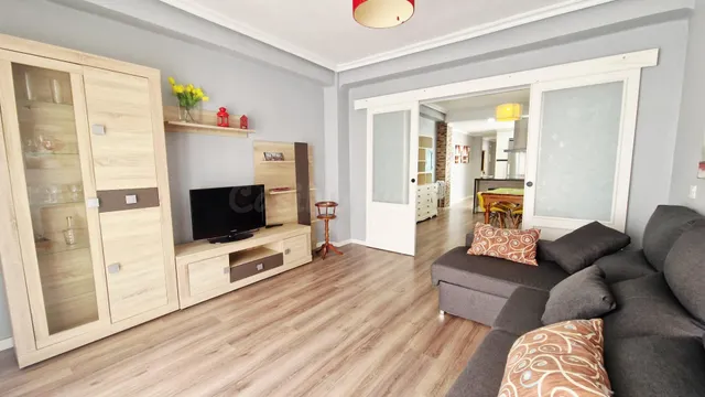 Piso 3 habitaciones 110m² en alquiler - Ensanche - foto 2