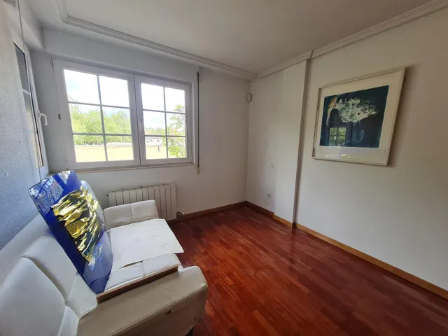 Chalet adosado en alquiler con terraza, piscina y dos plazas de garaje junto al Paseo de Zorrilla — 18