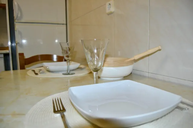 AMPLIA VIVIENDA EN EL CORAZON DE PAMPLONA — 28
