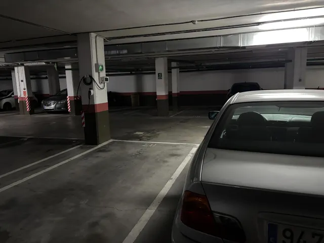 Piso EXTERIOR de 3 DORM con 2 plazas de garaje y piscina en Sanchinarro — 21