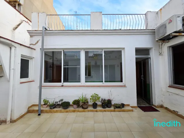 Oportunidad Casa de pueblo en Centre Vila -La Geltrú - foto 2