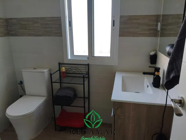 Apartamento reformado junto al río con terraza, listo para entrar a vivir o rentabilizar desde el primer día. — 10