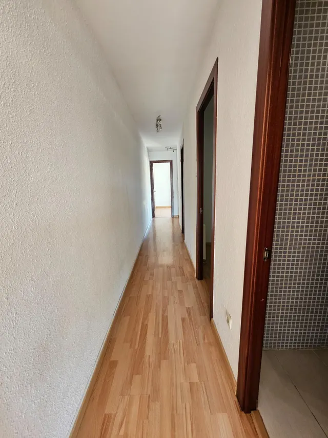 PISO EN EL CENTRO DE LA VILA — 7
