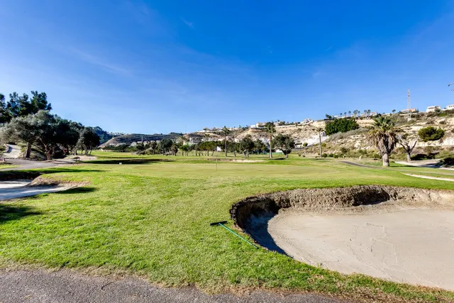 MAGNIFICO CHALET INDEPENDIENTE CON PISCINA PRIVADA Y VISTAS AL CAMPO DE GOLF EN CIUDAD QUESADA — 41