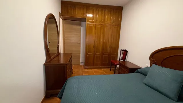 Piso 3 habitaciones 82m² en alquiler - Mariñamansa — 28