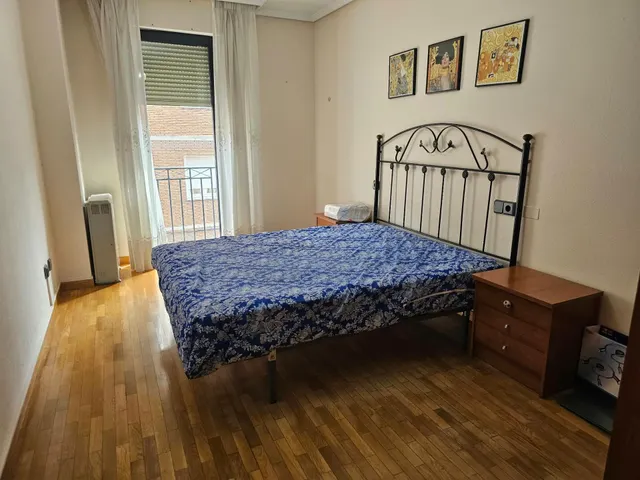 Espacioso Piso en el Corazón de Ponferrada por €156,000 — 11