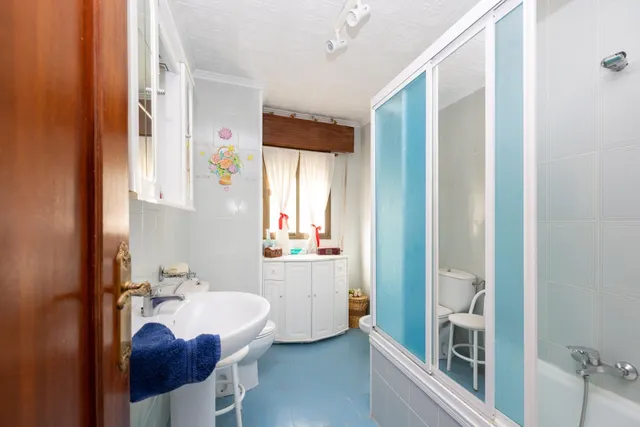 Casa 4 habitaciones 269m² en venta - Andalucia — 28