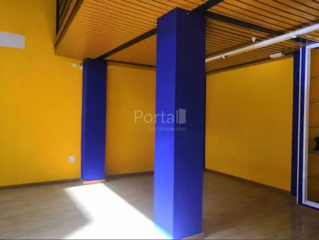 LOCAL COMERCIAL  EN EL CENTRO DE PONFERRADA — 6