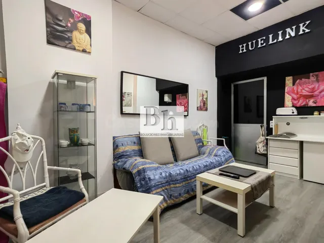 BLANHOGAR VENDE DOS LOCALES EN HUELIN!!! - foto 4