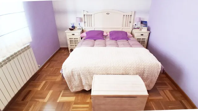 Urbis te ofrece un chalet en venta en Ciudad Rodrigo, Salamanca. — 50