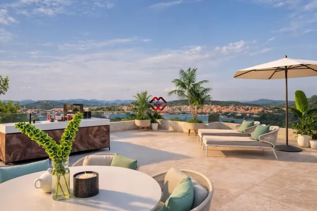 Exclusivas villas de lujo en primera línea de mar en Cala Fl - foto 3