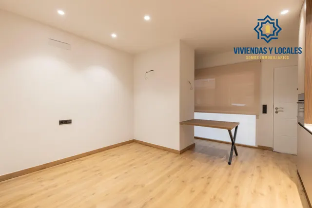 MODERNO ESTUDIO TIPO LOFT EN URBANIZACIÓN VILLA PINEDA - ZONA VILLAREJO — 8