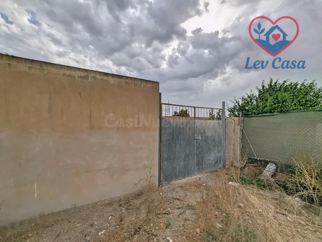 SE VENDE CONJUNTO INMOBILIARIO CON TRES UNIDADES ALQUILADAS  - foto 3