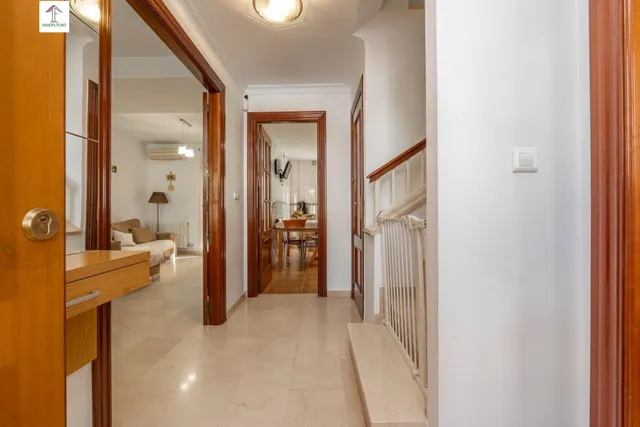 Espectacular chalet adosado en el Vial de Churriana de la Vega: eficiencia, confort y listo para entrar a vivir! — 6