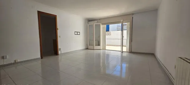 Planta baja luminosa con terraza de 35 m2 en Poble Sec, Sitges — 31