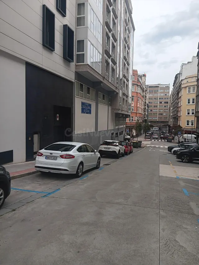 plazas de garaje  con o sin trastero PLAZA RON FRAGA